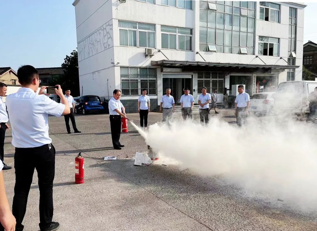 安全生產月丨鎮江鹽業公司:聚焦關鍵抓手 確保安全無憂 安全生產月丨鎮江鹽業公司:聚焦關鍵抓手 確保安全無憂